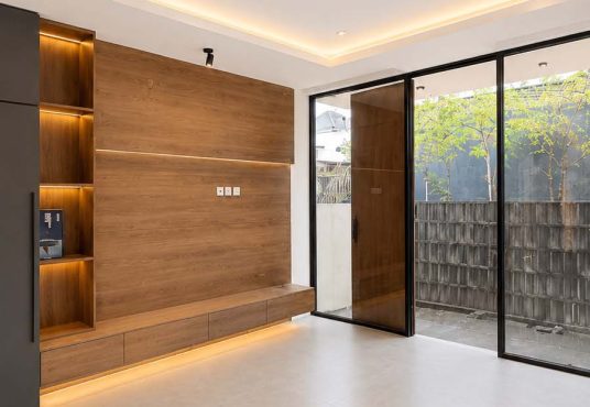 Rumah 2 lantai Modern Full Furnished dekat Candi Sambisari Purwomartani