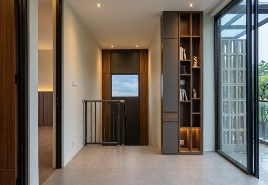 Rumah 2 lantai Modern Full Furnished dekat Candi Sambisari Purwomartani