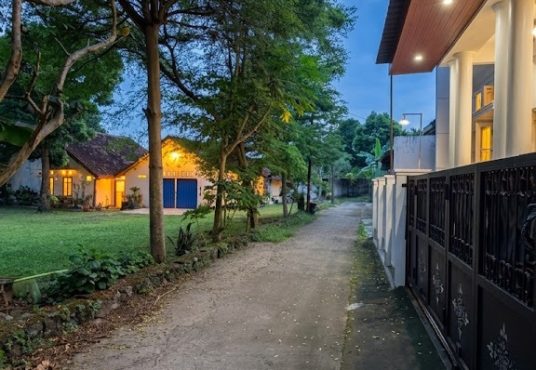 Rumah Cantik Klasik Modern Furnished Di Sumberadi Mlati Sleman