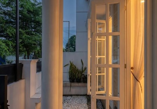 Rumah Cantik Klasik Modern Furnished Di Sumberadi Mlati Sleman