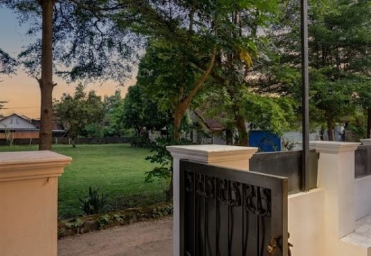 Rumah Cantik Klasik Modern Furnished Di Sumberadi Mlati Sleman