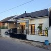 Rumah Cantik Limasan Modern Lokasi Strategis Tepi Jalan Di Tajem Maguwo