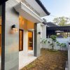 Rumah Cantik Limasan Modern Lokasi Strategis Tepi Jalan Di Tajem Maguwo