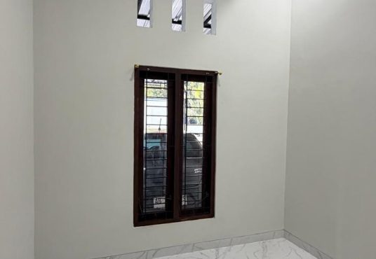 Rumah Cantik Limasan Modern Lokasi Strategis Tepi Jalan Di Tajem Maguwo