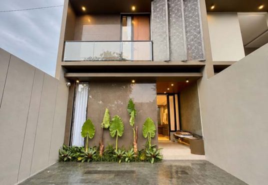 Rumah Kontemporer Modern 2 Lantai Full Furnished Private Pool Di Jalan Kaliurang Km 10