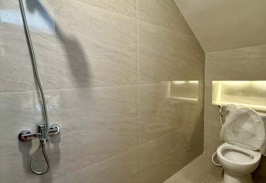 Rumah Kontemporer Modern 2 Lantai Full Furnished Private Pool Di Jalan Kaliurang Km 10