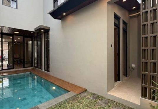 Rumah Kontemporer Modern 2 Lantai Full Furnished Private Pool Di Jalan Kaliurang Km 10
