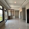 Rumah Mewah 2 Lantai Modern dekat ke kota dan Kampus PGRI