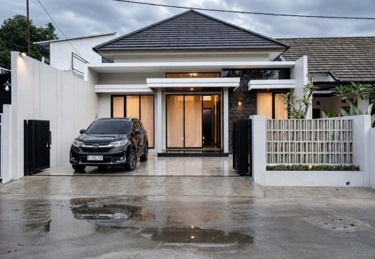 Rumah Baru Limasan Modern Jakal km 13 Dekat Kampus UII