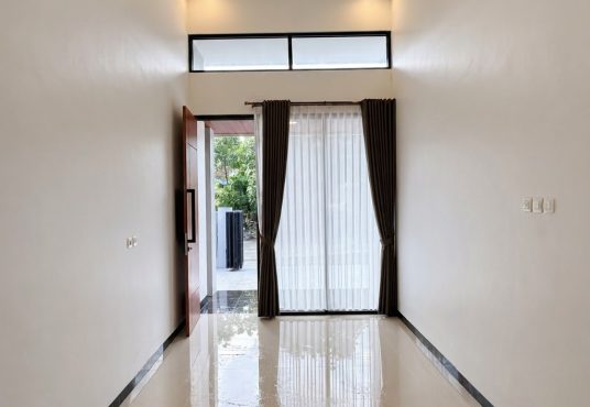 Rumah Baru Limasan Modern Jakal km 13 Dekat Kampus UII