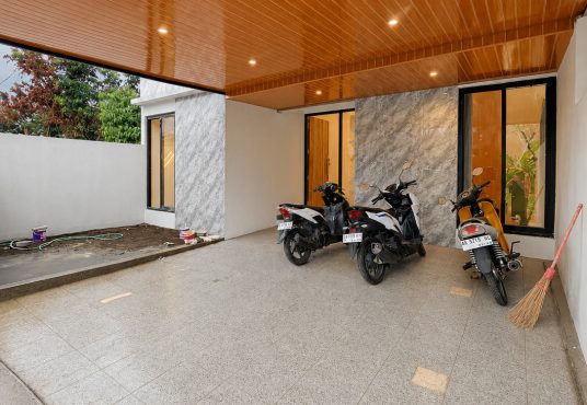 Rumah Cantik Modern Kekinian 2 Unit Di Jalan Kaliurang Km. 13,5 Ngaglik Sleman