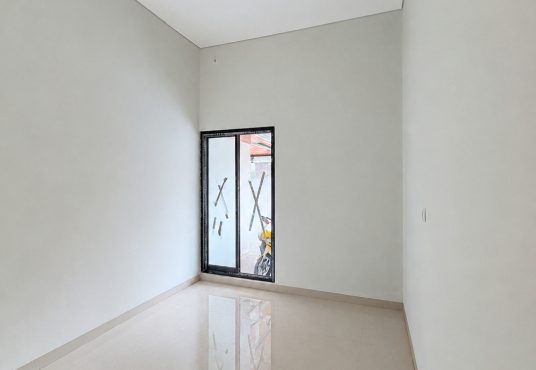 Rumah Cantik Modern Kekinian 2 Unit Di Jalan Kaliurang Km. 13,5 Ngaglik Sleman