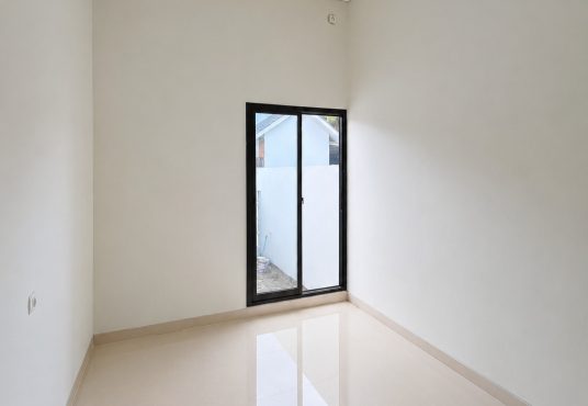 Rumah Cantik Modern Kekinian 2 Unit Di Jalan Kaliurang Km. 13,5 Ngaglik Sleman