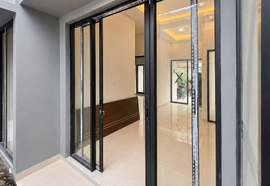 Rumah Cantik Modern Kekinian 2 Unit Di Jalan Kaliurang Km. 13,5 Ngaglik Sleman