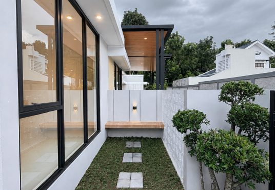 Rumah Modern Open Space dengan tanah luas Jakal km 13 dekat UII