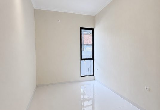 Rumah Modern Open Space dengan tanah luas Jakal km 13 dekat UII