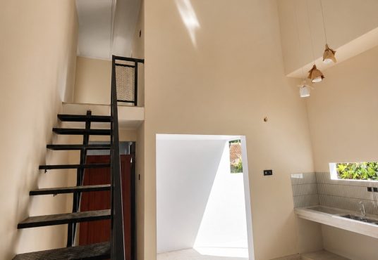 Rumah 2 Lantai Mezanin Pesona Annora Kadisobo Jl. Turi Sleman