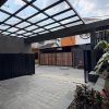 Rumah Modern Kontemporer 2 Lantai Lingkungan Premium dekat Hotel Hyatt
