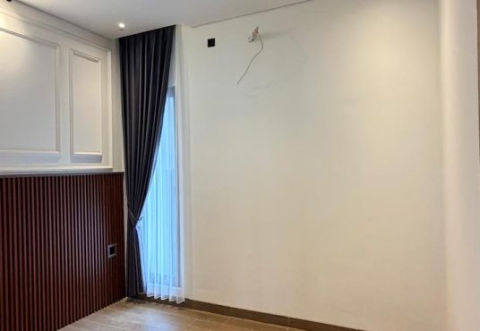Rumah Modern Kontemporer 2 Lantai Lingkungan Premium dekat Hotel Hyatt