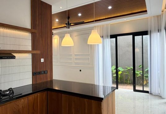 Rumah Modern Kontemporer 2 Lantai Lingkungan Premium dekat Hotel Hyatt