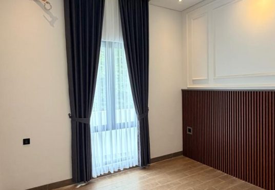 Rumah Modern Kontemporer 2 Lantai Lingkungan Premium dekat Hotel Hyatt