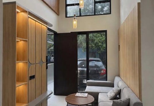 Rumah Scandinavian Modern Full Furnished dekat Stadion Maguwo