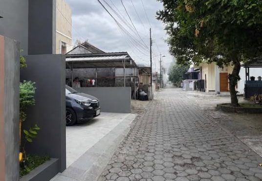 Rumah Scandinavian Modern Full Furnished dekat Stadion Maguwo