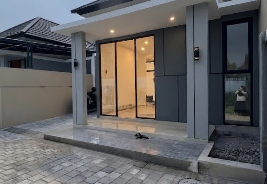Rumah Minimalis Limasan Sleman Lokasi Strategis Dekat Stadion Maguwo