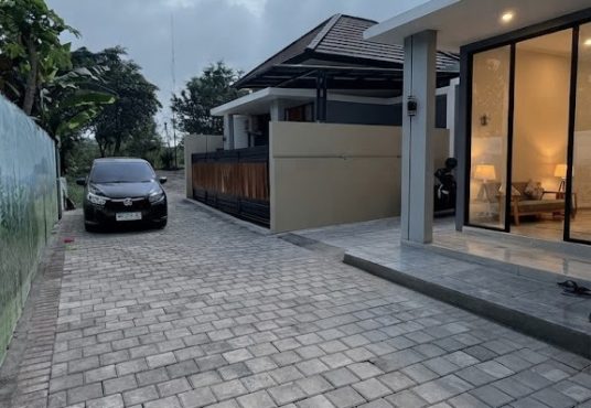 Rumah Minimalis Limasan Sleman Lokasi Strategis Dekat Stadion Maguwo