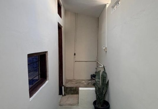 Rumah Cantik Full Furnished Dalam Perumahan di Banguntapan