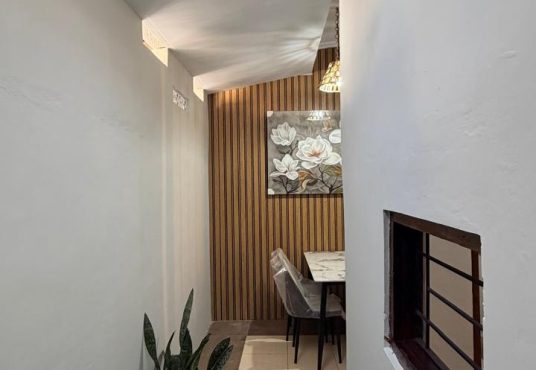 Rumah Cantik Full Furnished Dalam Perumahan di Banguntapan