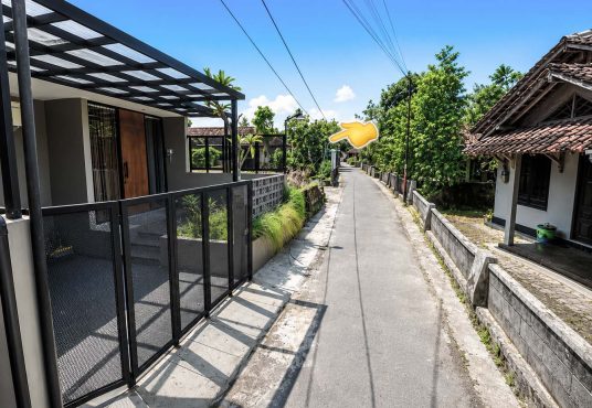 Tanah Pekarangan di Seyegan Strategis Tepi Aspal Cocok untuk Hunian