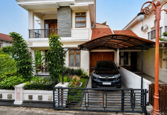 Rumah Hook Premium di Cemara Estate Kentungan dekat UGM