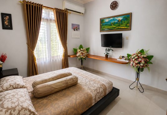 Rumah Hook Premium di Cemara Estate Kentungan dekat UGM