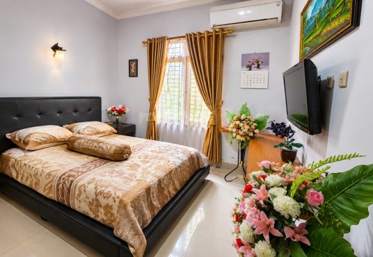 Rumah Hook Premium di Cemara Estate Kentungan dekat UGM