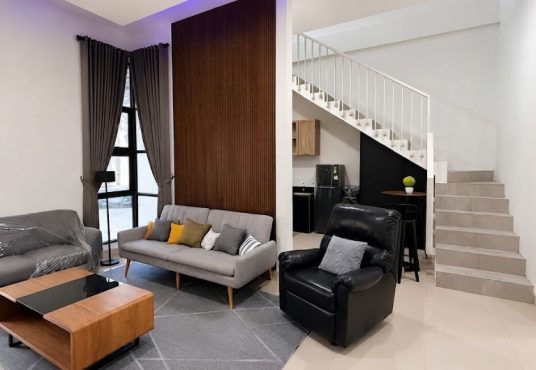 Rumah 2 lantai kontemporer modern furnished Jakal km 7,5 dekat UGM