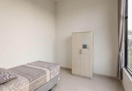 Rumah 2 lantai kontemporer modern furnished Jakal km 7,5 dekat UGM