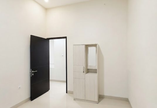 Rumah 2 lantai kontemporer modern furnished Jakal km 7,5 dekat UGM