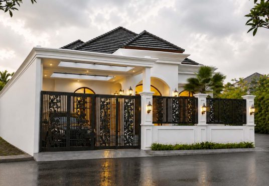 Rumah Mewah American Classic Konsep Villa Dengan Private Pool Furnished Utara Jogja Bay