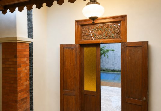 DIJUAL VILLA JOGLO MODERN MEWAH DENGAN PRIVATE POOL – NUANSA RESORT EKSKLUSIF