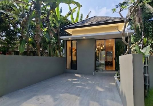 Rumah Modern Limasan Full Furnished di Margomulyo Seyegan