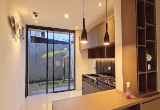 Rumah Modern Limasan Full Furnished di Margomulyo Seyegan