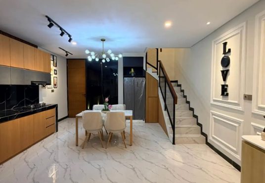 Rumah Cantik Scandinavian Modern 3 Unit Full Furnished Dekat Sd Model
