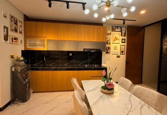 Rumah Cantik Scandinavian Modern 3 Unit Full Furnished Dekat Sd Model