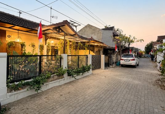 Rumah Cantik Harga Bersahabat di Perumahan Sewon