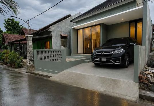 Rumah Minimalis Limasan Modern dekat Pasar Cebongan