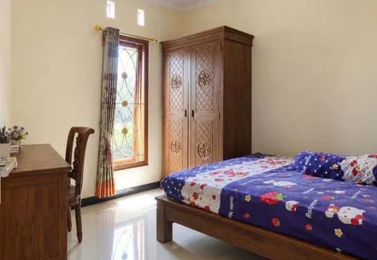 RUMAH 2 LANTAI FULL FURNISHED DI JALAN KALIURANG KM 12 – DEKAT KAMPUS UII YOGYAKARTA