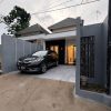 Rumah Modern Full Furnished 5 Menit ke UII Jakal