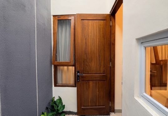 Rumah Modern Full Furnished 5 Menit ke UII Jakal
