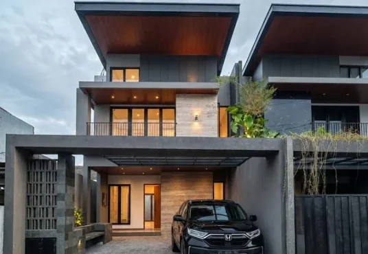 Rumah Modern Kontemporer 2 Lantai + Kolam Renang Lingkungan Premium dekat Hotel Hyatt